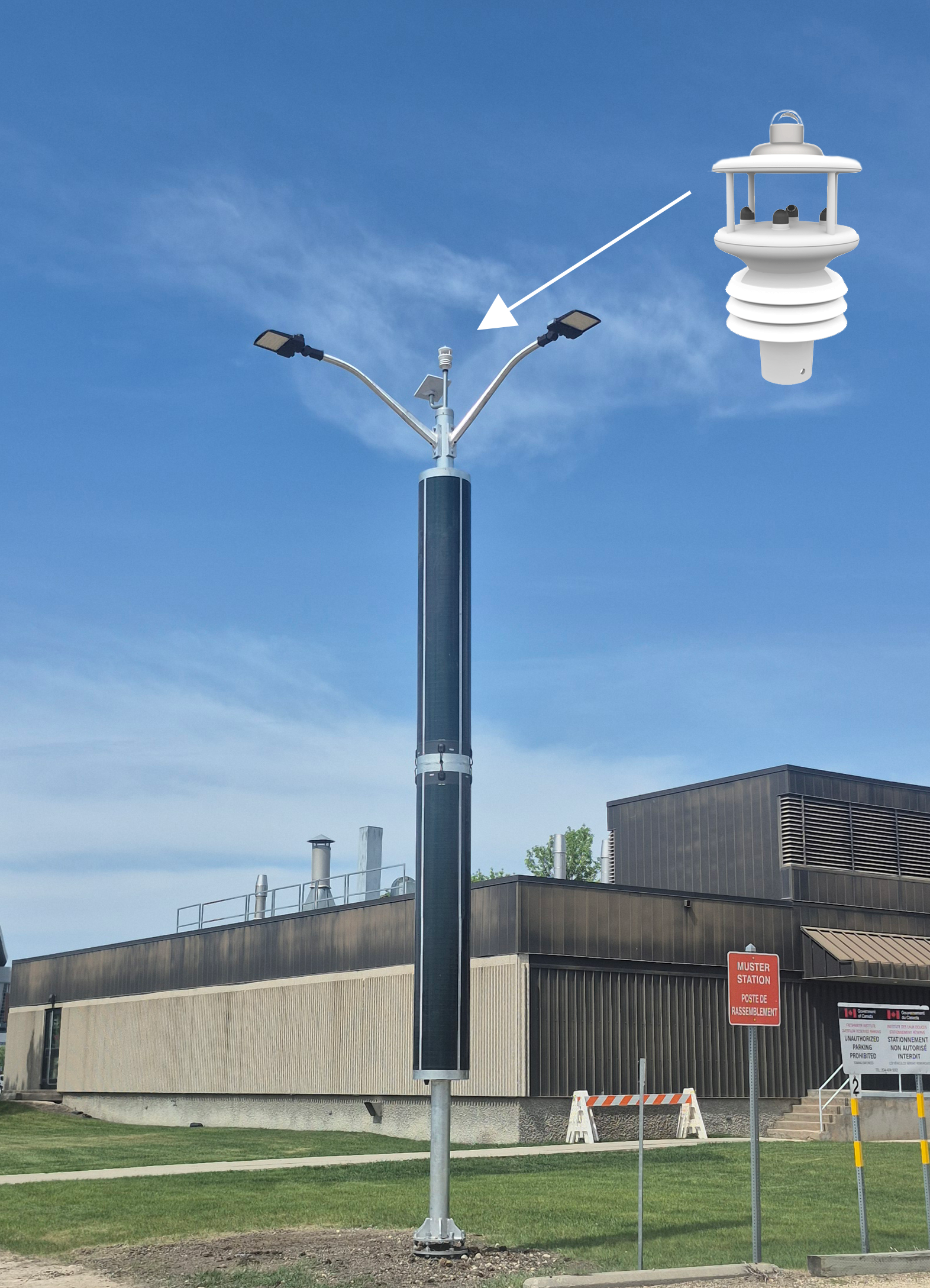 Magellan MX501&trade; mounted on Stern Power Pole